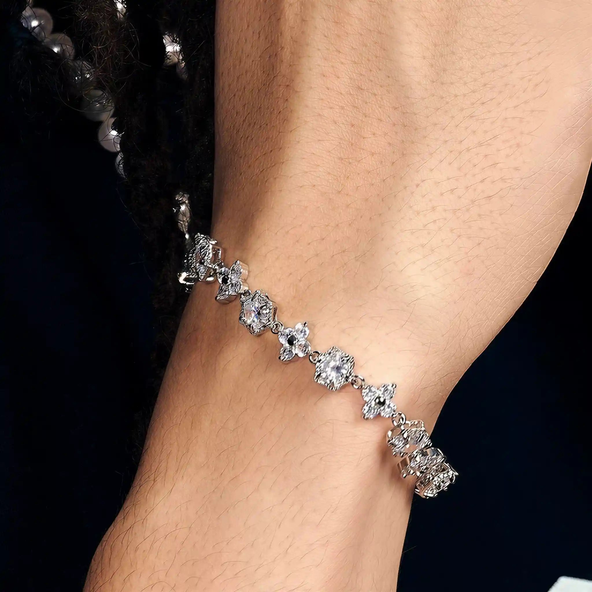 Aurora Snow Blossom Zircon Bracelet